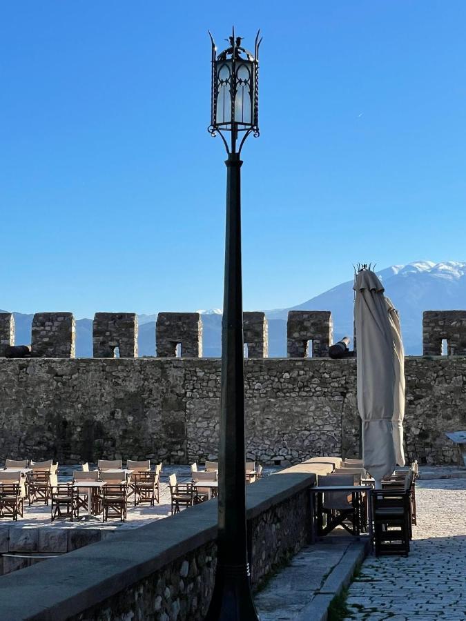 Nafpaktos Beach Luxury Suites Exterior foto